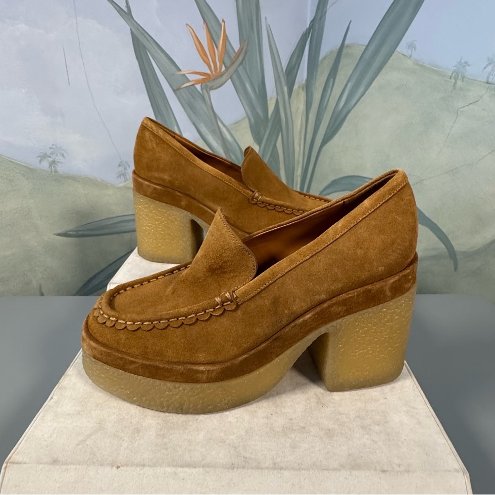 Marc Fisher women’s tan-brown Suede Platform Loafers, size 8, NWOT